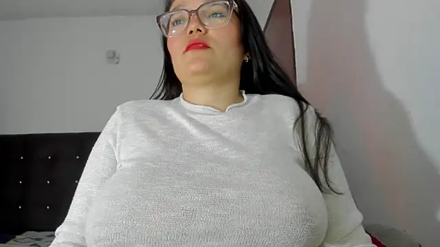 ValeriSimmons online show from September 2025 01:55:01 PM