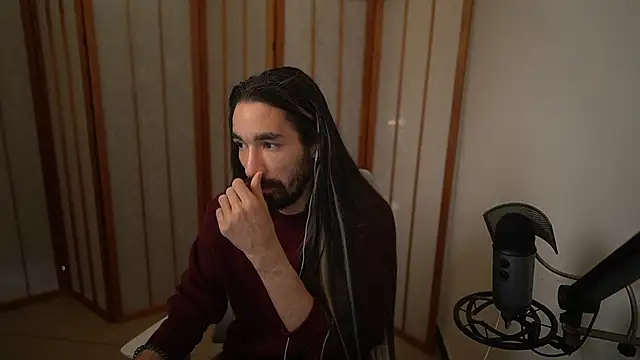 Snapshot of Your_Ice_cream chatting on November 2025 02:38:01 PM Your Ice cream online show from November 2025 02:38:01 PM