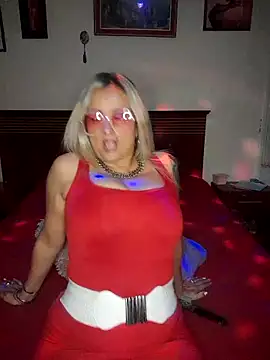 Snapshot of DesireSatler chatting on October 2025 03:09:02 AM DesireSatler online show from October 2025 03:09:02 AM