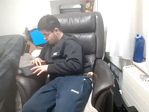 joystick2006 online show from March 2025 06:11:01 PM