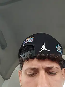 Snapshot of LatinBoysxxx chatting on November 2025 01:56:02 PM LatinBoysxxx online show from November 2025 01:56:02 PM