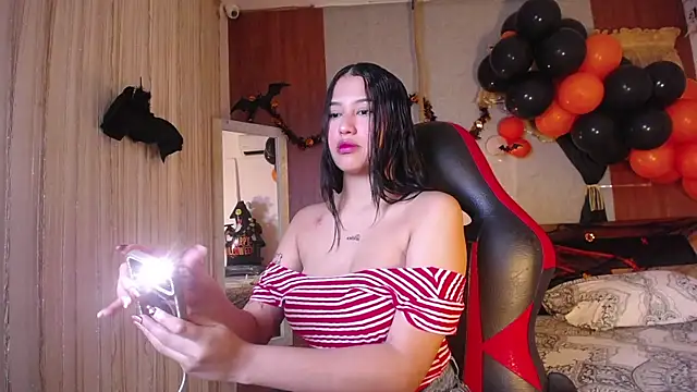 hera divine online show from October 2025 09:11:01 PM