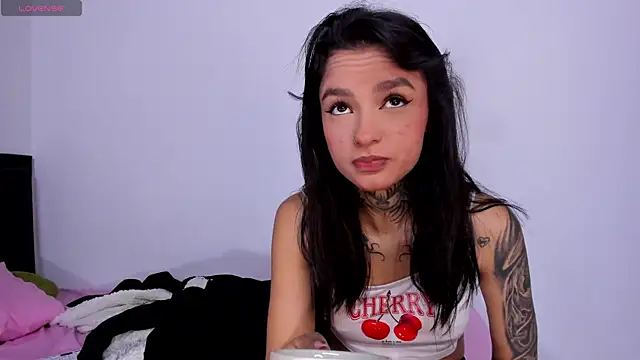 medussa13  online show from January 2025 12:16:01 PM