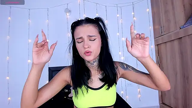 medussa13  online show from February 2025 01:11:01 AM