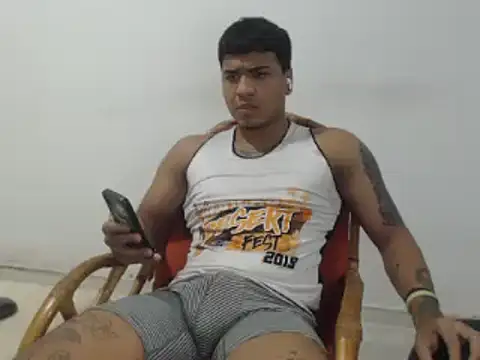 Snapshot of camiloacosta321 chatting on January 2025 08:14:01 AM camiloacosta321 online show from January 2025 08:14:01 AM