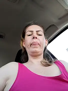 Snapshot of uber_babe chatting on March 2025 08:45:01 AM uber babe online show from March 2025 08:45:01 AM