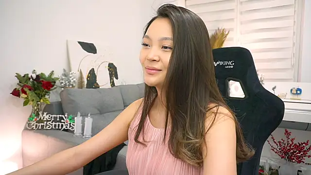 Peopleneedlove144 online show from December 2024 09:43:02 PM
