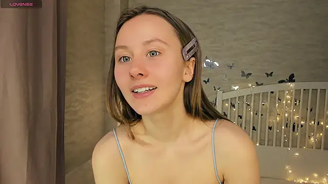 Snapshot of EthalBuffkin chatting on January 2025 10:22:02 AM EthalBuffkin online show from January 2025 10:22:02 AM