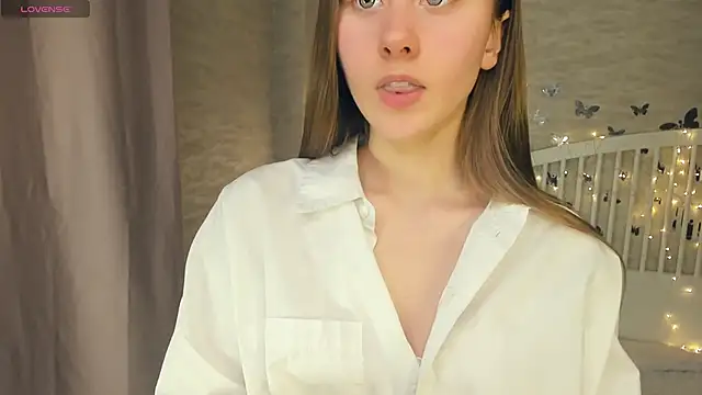 Snapshot of EthalBuffkin chatting on January 2025 10:49:02 AM EthalBuffkin online show from January 2025 10:49:02 AM