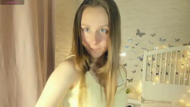 Snapshot of EthalBuffkin chatting on January 2025 10:50:02 AM EthalBuffkin online show from January 2025 10:50:02 AM