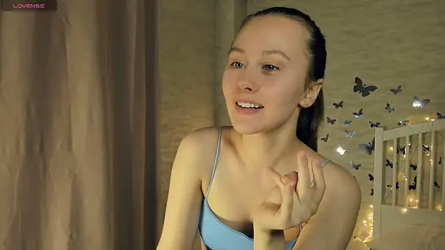 Snapshot of EthalBuffkin chatting on January 2025 10:21:02 AM EthalBuffkin online show from January 2025 10:21:02 AM