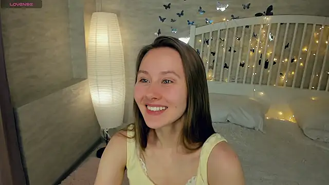 Snapshot of EthalBuffkin chatting on January 2025 01:27:01 PM EthalBuffkin online show from January 2025 01:27:01 PM