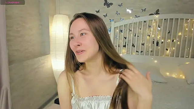 Snapshot of EthalBuffkin chatting on January 2025 10:27:01 AM EthalBuffkin online show from January 2025 10:27:01 AM