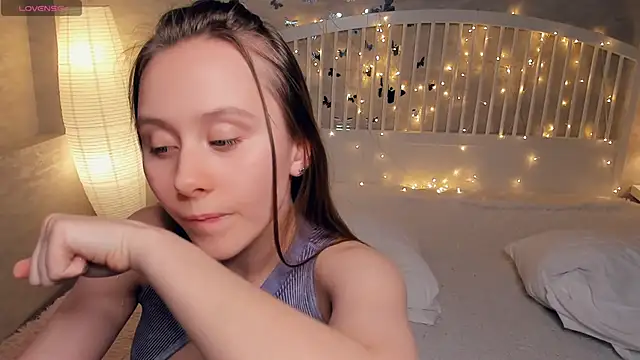 Snapshot of EthalBuffkin chatting on February 2025 01:28:01 PM EthalBuffkin online show from February 2025 01:28:01 PM