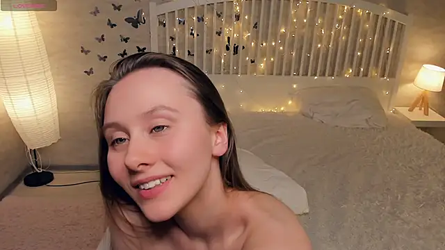 Snapshot of EthalBuffkin chatting on February 2025 01:30:01 PM EthalBuffkin online show from February 2025 01:30:01 PM