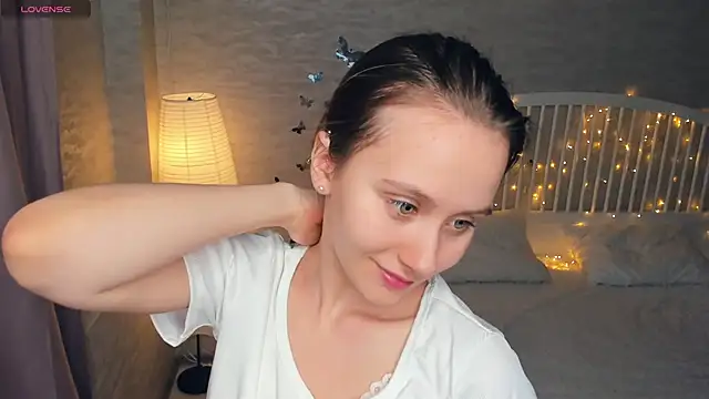 Snapshot of EthalBuffkin chatting on March 2025 07:27:02 AM EthalBuffkin online show from March 2025 07:27:02 AM