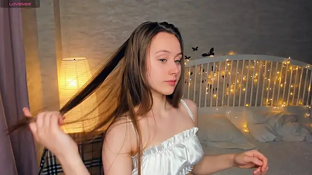 Snapshot of EthalBuffkin chatting on March 2025 07:16:02 AM EthalBuffkin online show from March 2025 07:16:02 AM