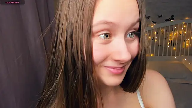 Snapshot of EthalBuffkin chatting on March 2025 10:22:01 AM EthalBuffkin online show from March 2025 10:22:01 AM