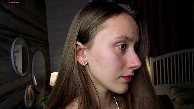 Snapshot of EthalBuffkin chatting on September 2025 07:27:01 PM EthalBuffkin online show from September 2025 07:27:01 PM