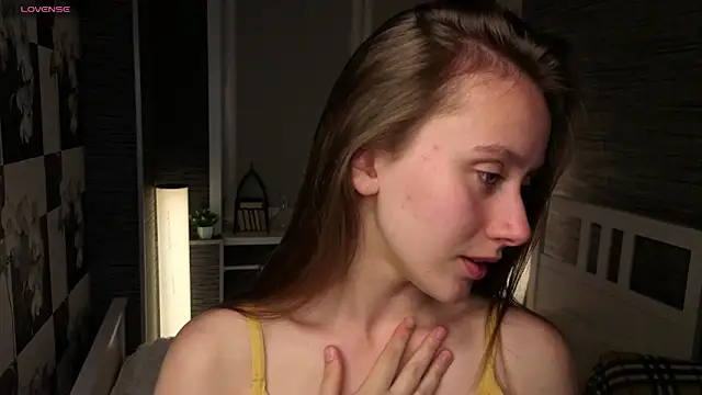 Snapshot of EthalBuffkin chatting on October 2025 07:31:01 PM EthalBuffkin online show from October 2025 07:31:01 PM