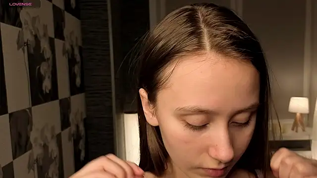 Snapshot of EthalBuffkin chatting on October 2025 07:12:01 PM EthalBuffkin online show from October 2025 07:12:01 PM