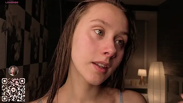 Snapshot of EthalBuffkin chatting on October 2025 07:11:01 PM EthalBuffkin online show from October 2025 07:11:01 PM