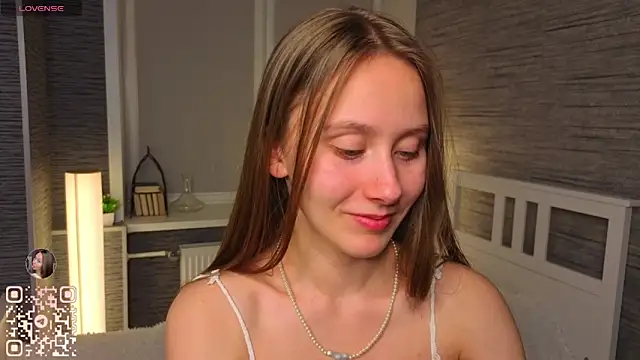 Snapshot of EthalBuffkin chatting on October 2025 07:08:01 PM EthalBuffkin online show from October 2025 07:08:01 PM