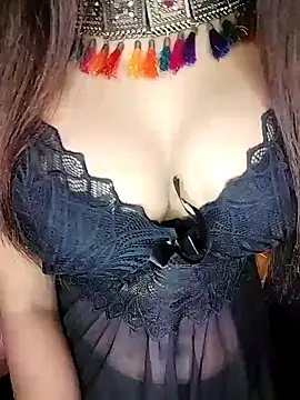 Snapshot of Esha_Babyy chatting on December 2024 05:12:01 PM Esha Babyy online show from December 2024 05:12:01 PM