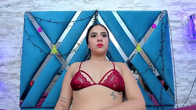 alanaflores  online show from December 2024 04:05:01 PM