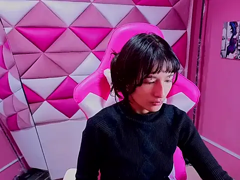 Snapshot of Danny_Face chatting on September 2025 01:14:02 PM Danny Face online show from September 2025 01:14:02 PM