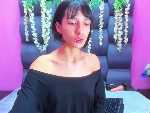 Snapshot of Danny_Face chatting on October 2025 01:53:02 PM Danny Face online show from October 2025 01:53:02 PM