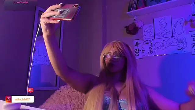 MadelineBenet online show from February 2025 02:32:02 AM