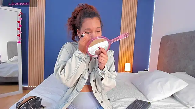 lucy 88 online show from March 2025 10:39:02 AM