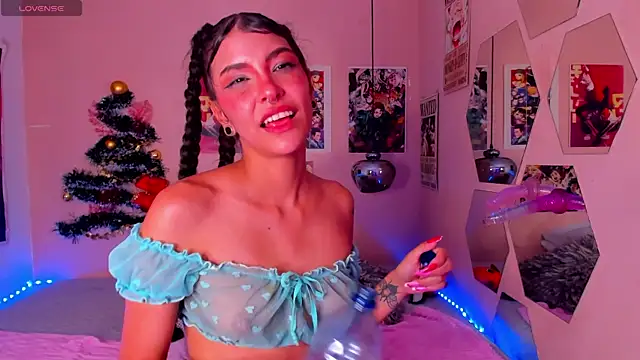 Luna-Chann online show from January 2025 12:31:01 AM