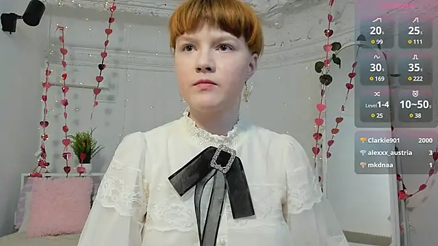 DreamyLuna online show from January 2025 12:04:02 AM