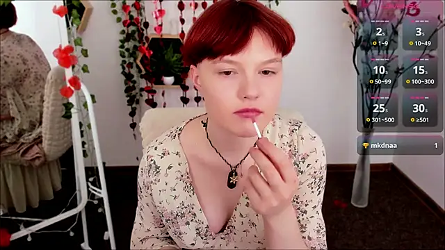 DreamyLuna online show from February 2025 03:09:01 AM