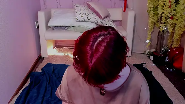 DreamyLuna online show from March 2025 08:40:01 PM