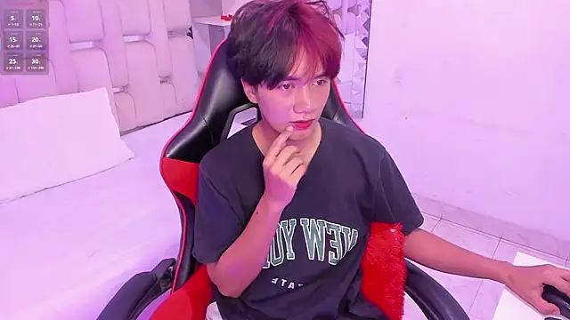 Eriol  online show from October 2025 12:40:02 PM