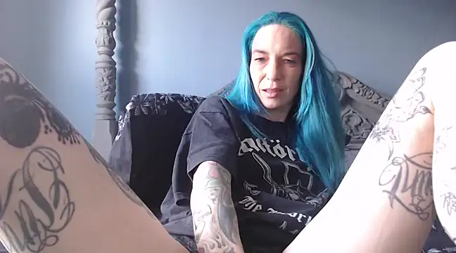 Snapshot of RavenryderUK chatting on February 2025 10:58:02 AM RavenryderUK online show from February 2025 10:58:02 AM