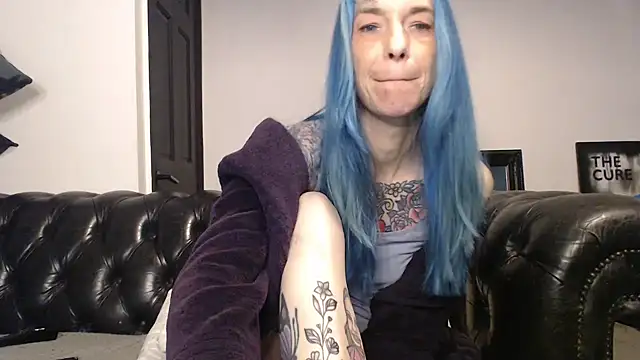 Snapshot of RavenryderUK chatting on March 2025 12:39:01 AM RavenryderUK online show from March 2025 12:39:01 AM