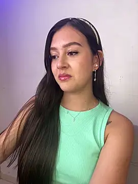 Snapshot of kanne_mia chatting on February 2025 07:04:02 PM kanne mia online show from February 2025 07:04:02 PM