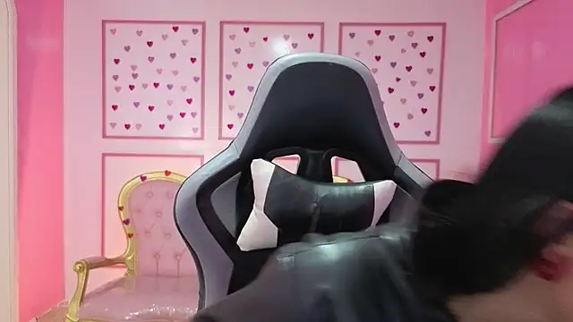 stephania t online show from September 2025 11:37:01 AM