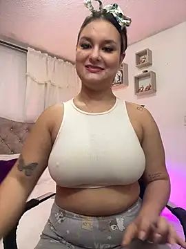 valeria gomezx online show from March 2025 03:28:02 PM