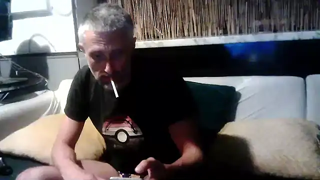 Snapshot of unclestefansdick chatting on September 2025 07:57:01 PM unclestefansdick online show from September 2025 07:57:01 PM