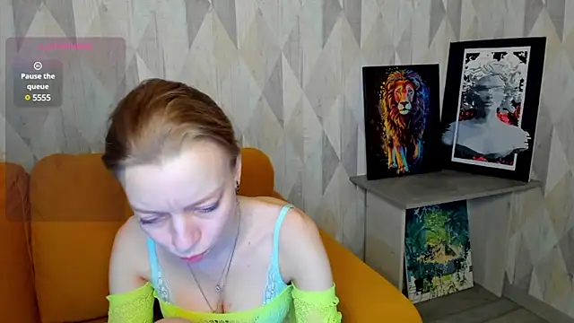 Michelle Blond online show from February 2025 02:35:02 PM