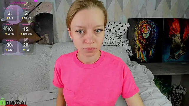 Snapshot of Michelle_Blond chatting on October 2025 07:28:01 AM Michelle Blond online show from October 2025 07:28:01 AM