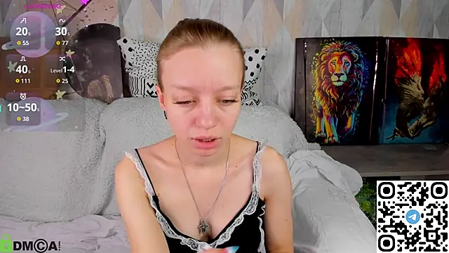 Snapshot of Michelle_Blond chatting on October 2025 07:53:02 AM Michelle Blond online show from October 2025 07:53:02 AM