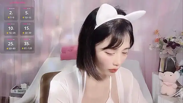 Snapshot of LaoSHI-999 chatting on February 2025 10:50:02 PM LaoSHI-999 online show from February 2025 10:50:02 PM