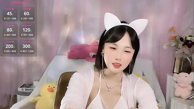 Snapshot of LaoSHI-999 chatting on March 2025 10:13:02 AM LaoSHI-999 online show from March 2025 10:13:02 AM