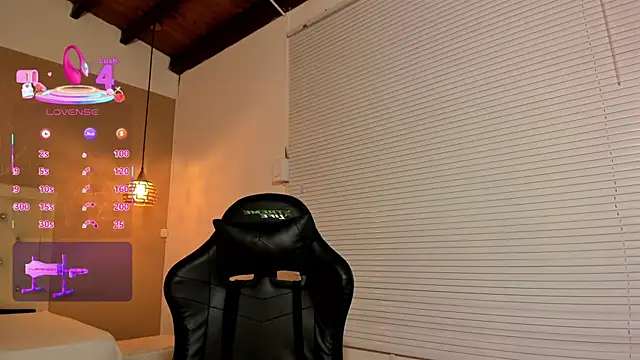 Snapshot of Eva_abc chatting on September 2025 07:47:01 PM Eva abc online show from September 2025 07:47:01 PM